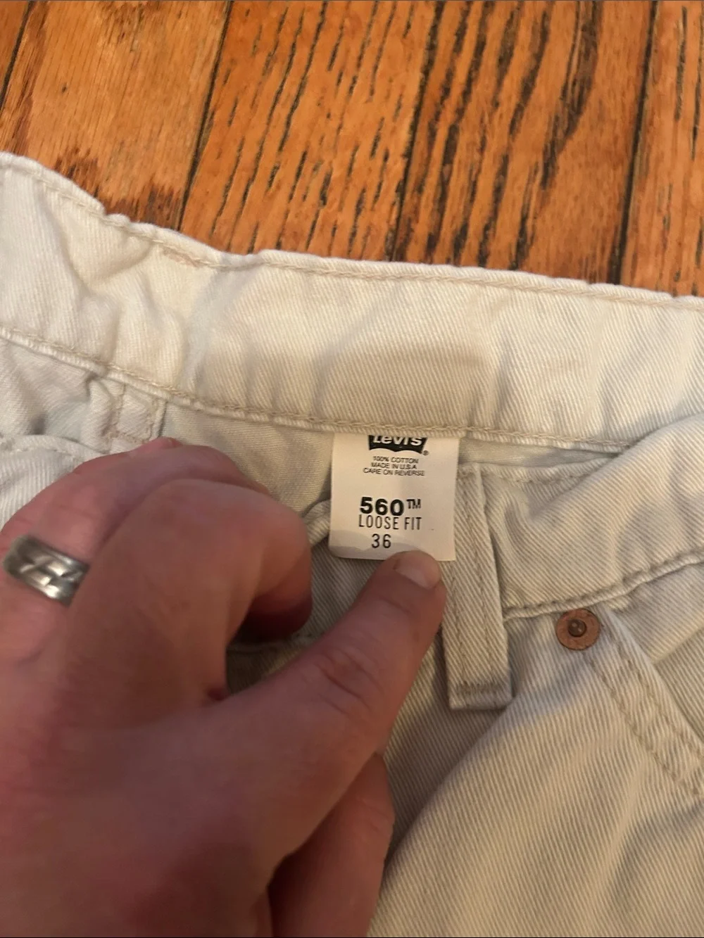 Vintage Levi's Men's Cream Relaxed Fit Jeans - Light Neutral